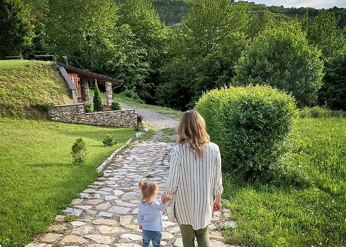 Zdravkovac Country Club *